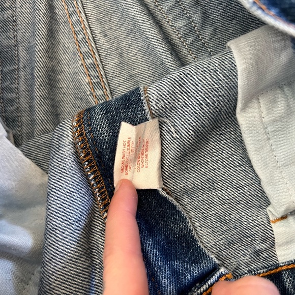 Vintage Levi’s 505 Jeans - Picture 6 of 7